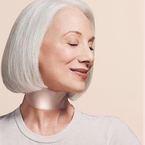 Sio Necklift, reusable wrinkle-smoothing patch